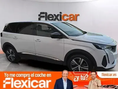 Usado Peugeot 5008 Allure 130 CV (95 kW) 2023 Blanco SUV