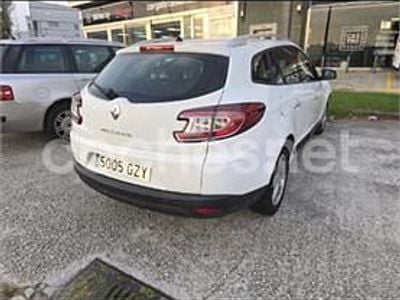 Usado Renault Mégane GrandTour Dynamique 105 CV (77 kW) 2010 Blanco Familiar