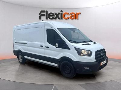 Usado Ford Transit 131 HP (96 kW) 2023 Branco Sedan