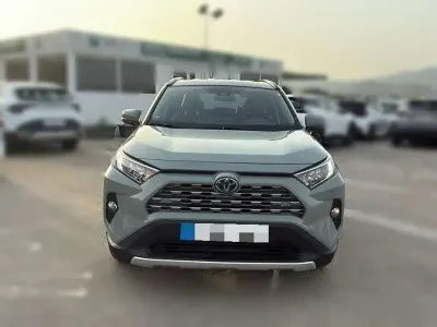 Usado Toyota RAV4 Hybrid Advance 218 CV (160 kW) 2020 Verde SUV