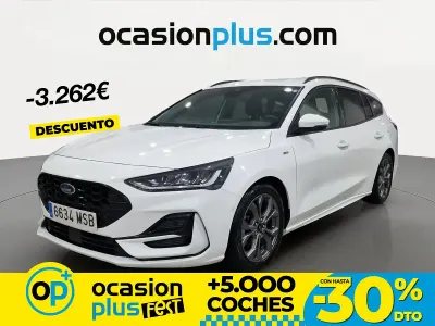 Usado Ford Focus ST-Line 155 CV (114 kW) 2024 Blanco Familiar