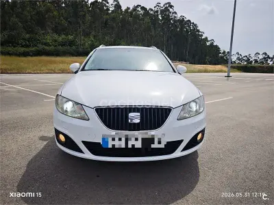 Usado Seat Exeo Reference 143 CV (105 kW) 2011 Blanco Familiar