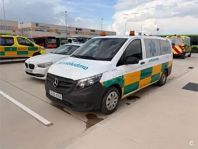 Używany Mercedes Vito Marco Polo 88 KM (64 kW) 2018 Biały Van