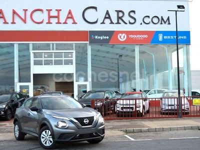 Usado Nissan Juke Visia 114 CV (83 kW) 2021 Gris SUV