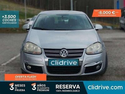 Usado VW Jetta Advance 105 CV (77 kW) 2006 Gris / plata Berlina