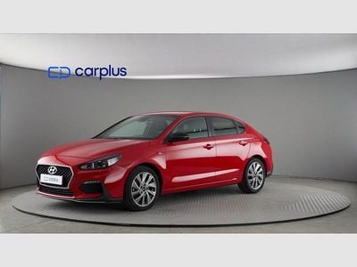 Usado Hyundai i30 N Line 120 CV (88 kW) 2021 Fiery red (metalizado) Utilitario