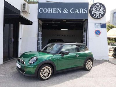 Usado Mini Cooper Favoured 156 CV (114 kW) 2024 Verde Utilitario