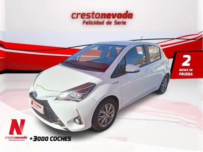 Usado Toyota Yaris Hybrid Active 100 CV (73 kW) 2019 Blanco