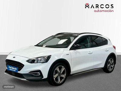 Używany Ford Focus Active 125 KM (91 kW) 2022 Biały Sedan/Limuzyna