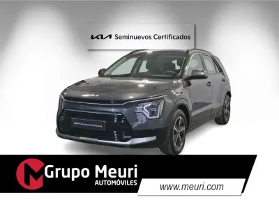 Begagnad Kia Niro 184 HK (135 kW) 2023 Grå SUV