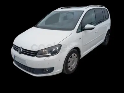 Usado VW Touran Advance 140 CV (102 kW) 2013 Blanco Monovolumen