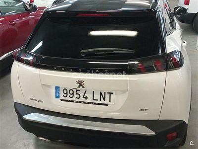 Usado Peugeot 2008 GT 130 CV (95 kW) 2021 Blanco SUV