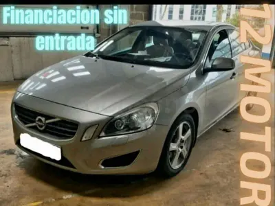 Usado Volvo S60 Summum 115 CV (84 kW) 2011 Beige Berlina