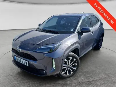 Usado Toyota Yaris Cross Active 116 CV (85 kW) 2022 Blanco SUV
