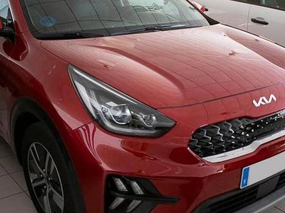 Begagnad Kia Niro 141 HK (103 kW) 2021 Röd SUV
