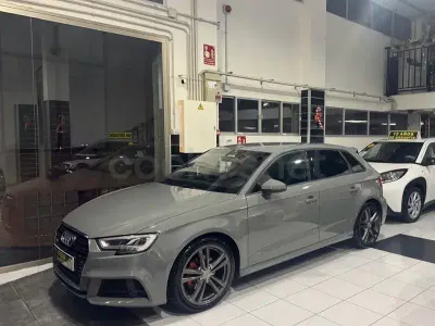 Usado Audi A3 S-Line 116 CV (85 kW) 2020 Gris / plata Berlina