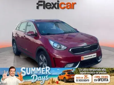 Usado Kia Niro 141 CV (103 kW) 2017 Rojo SUV