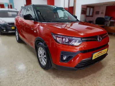 Usado SsangYong Tivoli 128 CV (94 kW) 2020 Granate SUV