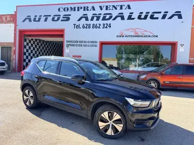 Usado Volvo XC40 Plus 262 CV (192 kW) 2022 Negro SUV
