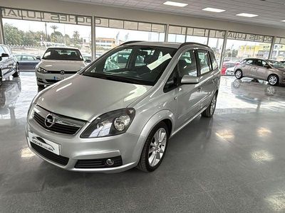 Usado Opel Zafira Enjoy 120 CV (88 kW) 2005 Gris / plata Monovolumen