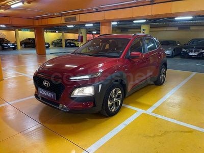 Usado Hyundai Kona Style 141 HP (103 kW) 2020 Vermelho SUV