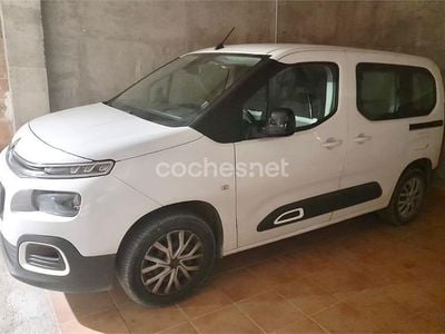 Usado Citroën Berlingo Feel 102 CV (75 kW) 2023 Blanco Monovolumen