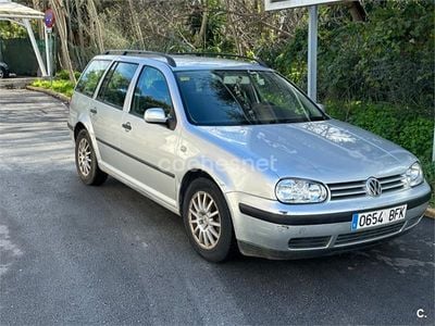 Usado VW Golf IV Conceptline 90 CV (66 kW) 2001 Gris / plata Familiar