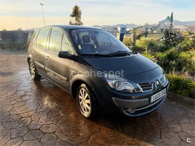 Usado Renault Scénic II Privilege 150 CV (110 kW) 2008 Gris / plata Monovolumen