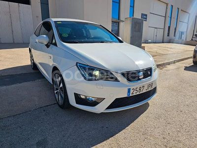 Usado Seat Ibiza SC Crono 105 CV (77 kW) 2016 Blanco Utilitario