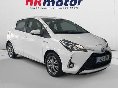 Usado Toyota Yaris Hybrid Active 100 CV (73 kW) 2018