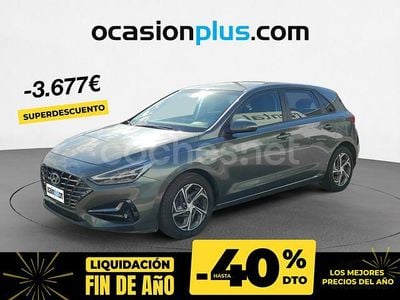 Gris / plata Usado 2022 Hyundai i30 Berlina | 15.150 € (Precio justo)