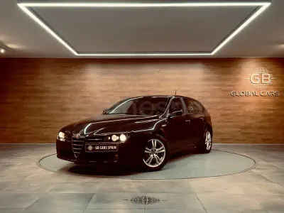 Usado Alfa Romeo 159 Distinctive 120 CV (88 kW) 2009 Negro Familiar