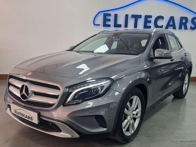 Usado Mercedes GLA200 Style 136 CV (100 kW) 2015 Gris SUV