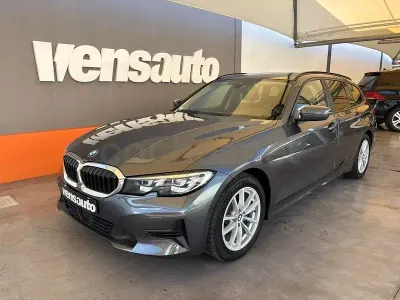 Usado BMW 318 150 CV (110 kW) 2021 Gris / plata Familiar