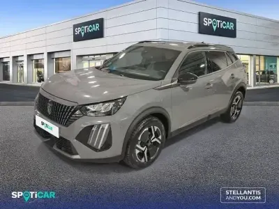 Usado Peugeot 2008 Allure 100 CV (73 kW) 2023 Gris SUV