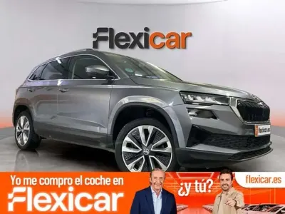 Usado Skoda Karoq 150 CV (110 kW) 2024 Gris SUV