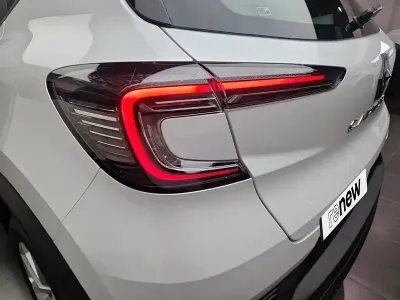 Usado Renault Captur Evolution 101 CV (74 kW) 2025 Blanco SUV