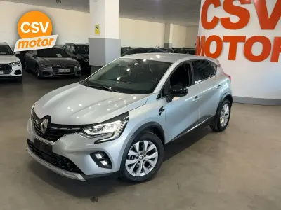 Usado Renault Captur Intens 160 CV (117 kW) 2021 Gris SUV