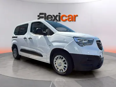 Usado Opel Combo Edition+ 102 CV (75 kW) 2021 Blanco Monovolumen