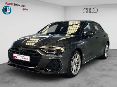 Usado Audi A3 Ambiente 204 CV (150 kW) 2026 Gris / plata Berlina