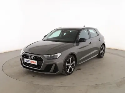 Usado Audi A1 Sportback S-Line 110 CV (80 kW) 2020 Gris Utilitario