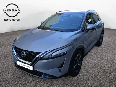 Usado Nissan Qashqai N-Connecta 140 CV (102 kW) 2023 Gris / plata SUV