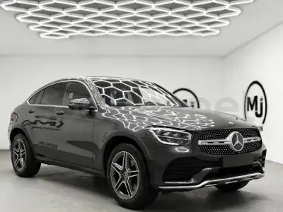 Usado Mercedes GLC300e 306 CV (225 kW) 2022 Gris / plata SUV