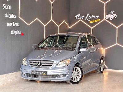 Usado Mercedes B180 109 CV (80 kW) 2006 Gris / plata Monovolumen