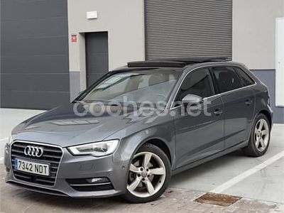 Usado Audi A3 Ambition 150 CV (110 kW) 2014 Gris / plata Berlina