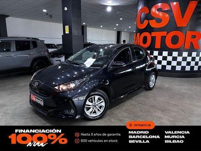 Usado Toyota Yaris Hybrid Active 116 CV (85 kW) 2023 Negro Utilitario
