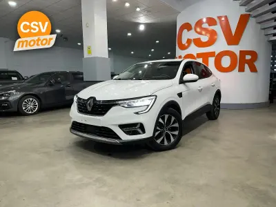 Usado Renault Arkana Business 145 CV (106 kW) 2023 Blanco SUV