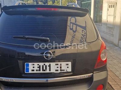 Usado Opel Antara Cosmo 150 CV (110 kW) 2009 Negro SUV