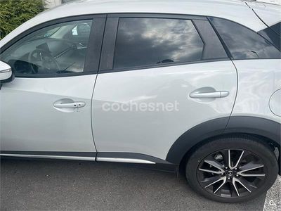 Gris / plata Usado 2018 Mazda CX-3 Luxury SUV | 14.150 € (Precio justo)