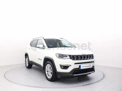 Begagnad Jeep Compass Limited 190 HK (139 kW) 2021 Vit SUV